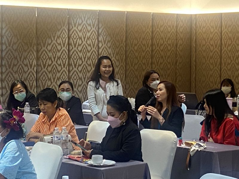 the breastfeeding counseling program in Thailand.